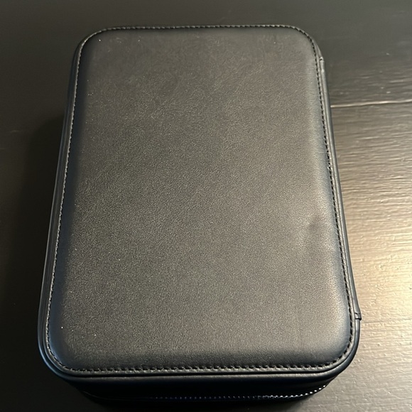 Drew Estate Tour de Liga Cigar Case - Picture 4 of 8